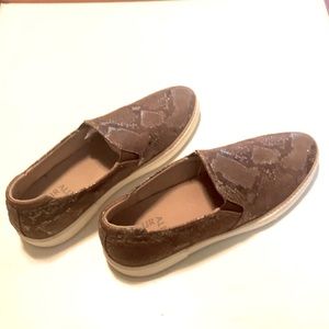 Naturalizer Sneakers (like new)